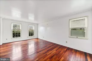 121 Gwynmont Dr, North Wales, PA 19454 - Photo 6