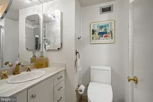 10511 Valley Forge Cir, King of Prussia, PA 19406 - Photo 20