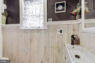 86 Greenfield Ave, Ardmore, PA 19003 - Photo 18