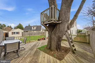 66 Oxford Cir, Norristown, PA 19403 - Photo 32