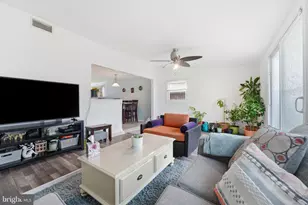 66 Oxford Cir, Norristown, PA 19403 - Photo 10