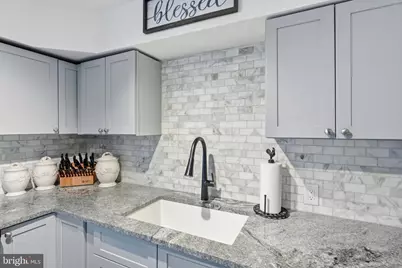 66 Oxford Circle, Norristown, PA 19403 - Photo 6