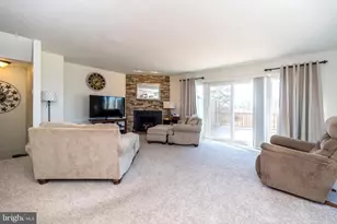 400 Calverton Ct, Harleysville, PA 19438 - Photo 16