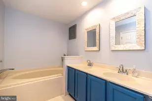 400 Calverton Ct, Harleysville, PA 19438 - Photo 26