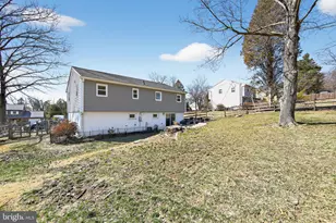 1669 Briarwood Ln, Pottstown, PA 19464 - Photo 36