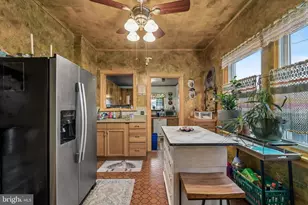 145 Jefferson St, Bridgeport, PA 19405 - Photo 10