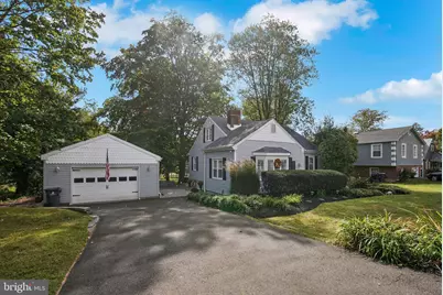 927 Sherman Avenue, Huntingdon Valley, PA 19006 - Photo 2