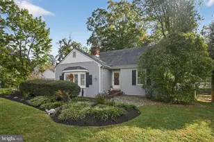 927 Sherman Ave, Huntingdon Valley, PA 19006 - Photo 1