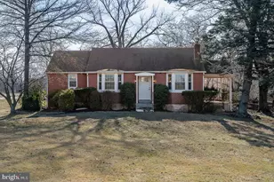 86 E 3rd Ave, Trappe, PA 19426 - Photo 2