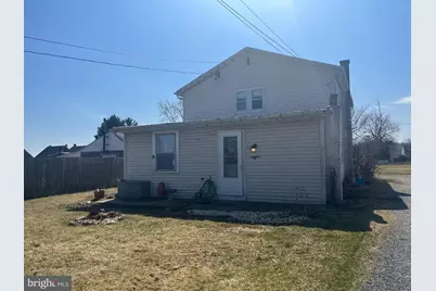 513 Center Street #FRONT, Pottstown, PA 19464 - Photo 1