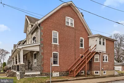 255 Noble Street #APT B, Souderton, PA 18964 - Photo 2