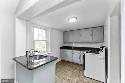 255 Noble Street #APT B, Souderton, PA 18964 - Photo 4