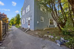 209 Bryn Mawr, Bala Cynwyd, PA 19004 - Photo 36