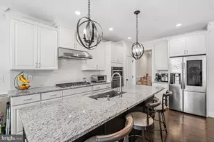 222 Ella Ln, Conshohocken, PA 19428 - Photo 4