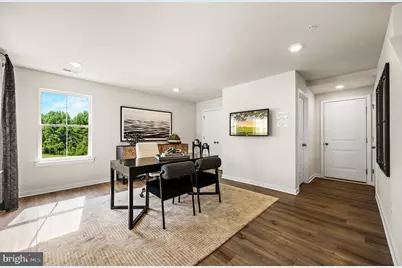 37 E Front Street, Bridgeport, PA 19405 - Photo 2