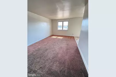 637 Hamilton Street, Norristown, PA 19401 - Photo 2