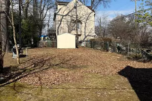 637 Hamilton St, Norristown, PA 19401 - Photo 10