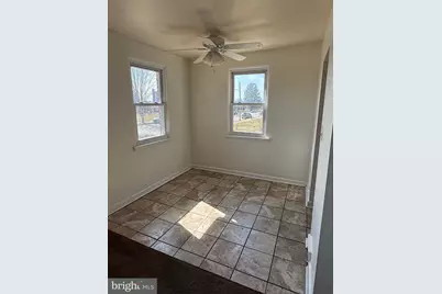 637 Hamilton Street, Norristown, PA 19401 - Photo 4