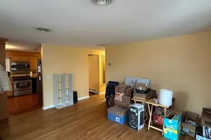 346 W King St, Pottstown, PA 19464 - Photo 4