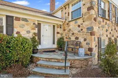 1721 Sherwood Circle, Villanova, PA 19085 - Photo 2