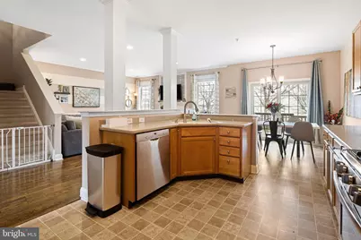 208 Clubhouse Court, Conshohocken, PA 19428 - Photo 8