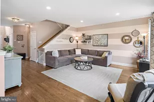 208 Clubhouse Ct, Conshohocken, PA 19428 - Photo 2