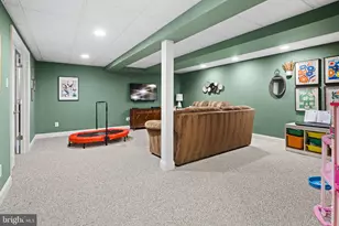 208 Clubhouse Ct, Conshohocken, PA 19428 - Photo 34