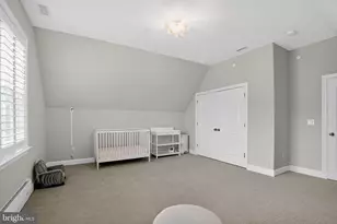 319 Whitemarsh Dr, Flourtown, PA 19031 - Photo 14