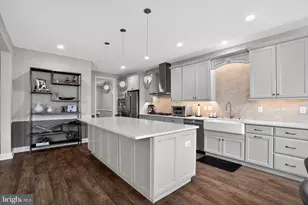 319 Whitemarsh Dr, Flourtown, PA 19031 - Photo 34