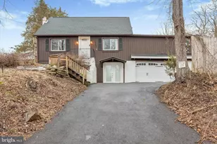 3006 Wild Run Rd, Pennsburg, PA 18073 - Photo 2