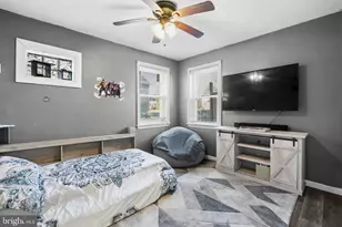 105 N Trooper Rd, Norristown, PA 19403 - Photo 18