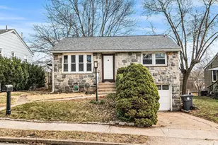 462 Clearview St, Pottstown, PA 19464 - Photo 1