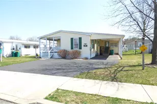 642 Butternut Ct, Red Hill, PA 18076 - Photo 2