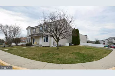 603 Honeysuckle Way, Pennsburg, PA 18073 - Photo 2