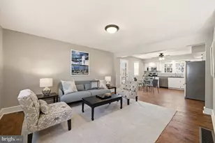 911 Righter St, Conshohocken, PA 19428 - Photo 2