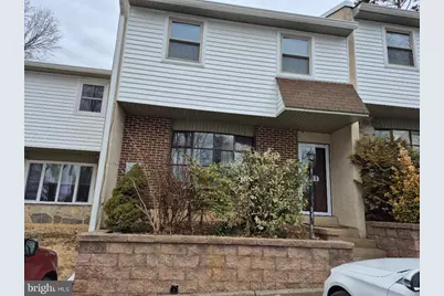 401 Woodside Circle, Dresher, PA 19025 - Photo 1