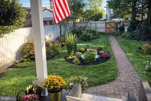 944 E High St, Pottstown, PA 19464 - Photo 8