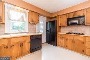125 N Bethlehem Pike, Fort Washington, PA 19034 - Photo 20