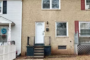 103 Sunrise Dr, Pottstown, PA 19464 - Photo 2