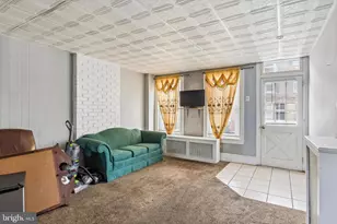 653 Corson St, Norristown, PA 19401 - Photo 1