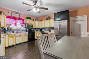 665 Corson St, Norristown, PA 19401 - Photo 4