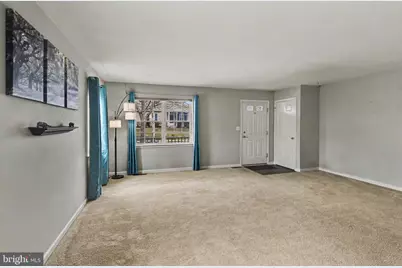 105 W Harmony #18, Pottstown, PA 19464 - Photo 4