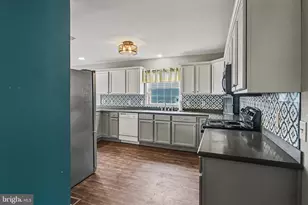 105 W Harmony, Pottstown, PA 19464 - Photo 6