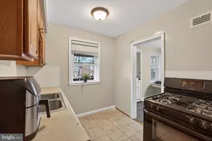 298 Diamond St, Pottstown, PA 19464 - Photo 6