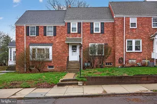 298 Diamond St, Pottstown, PA 19464 - Photo 1