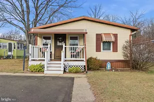 508 Willow Ln, North Wales, PA 19454 - Photo 2