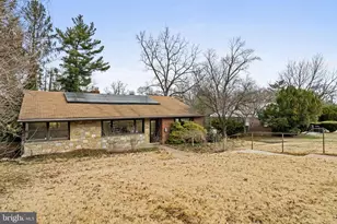 19 Edgemoor Rd, Cheltenham, PA 19012 - Photo 4