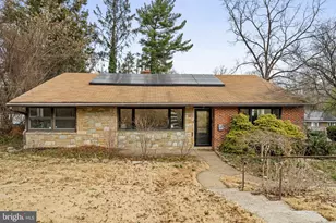 19 Edgemoor Rd, Cheltenham, PA 19012 - Photo 2