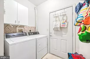 13 Stuart Dr, Norristown, PA 19401 - Photo 12