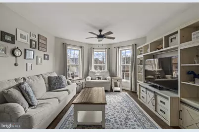 700 Grandview Avenue, Norristown, PA 19403 - Photo 1